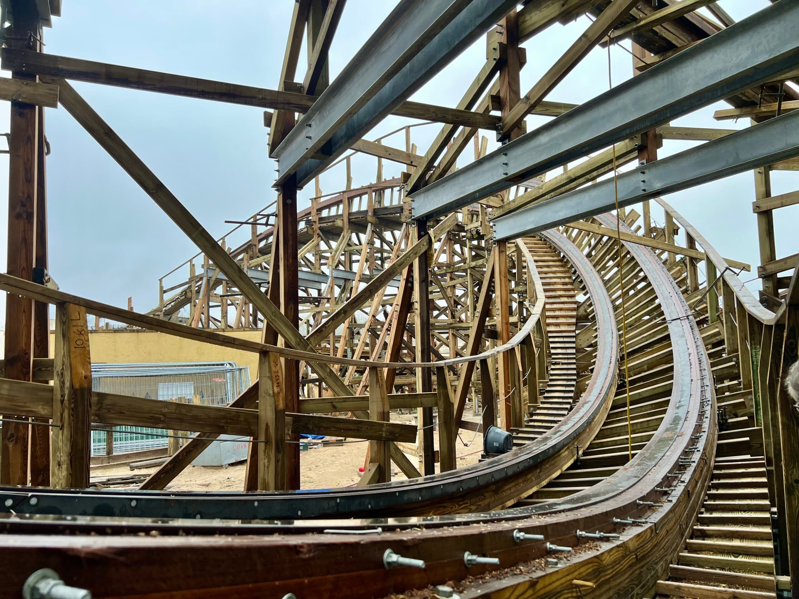 À la découverte de Wild Buffalo, le nouveau roller coaster 2025 de la Mer de Sable